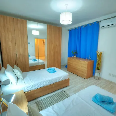 Daire Spacious Seafront 3 Bedrooms - Balcony Goslm-7 *