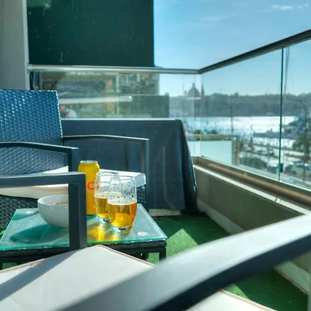 Apartment Spacious Seafront 3 Bedrooms - Balcony Goslm-7 Sliema